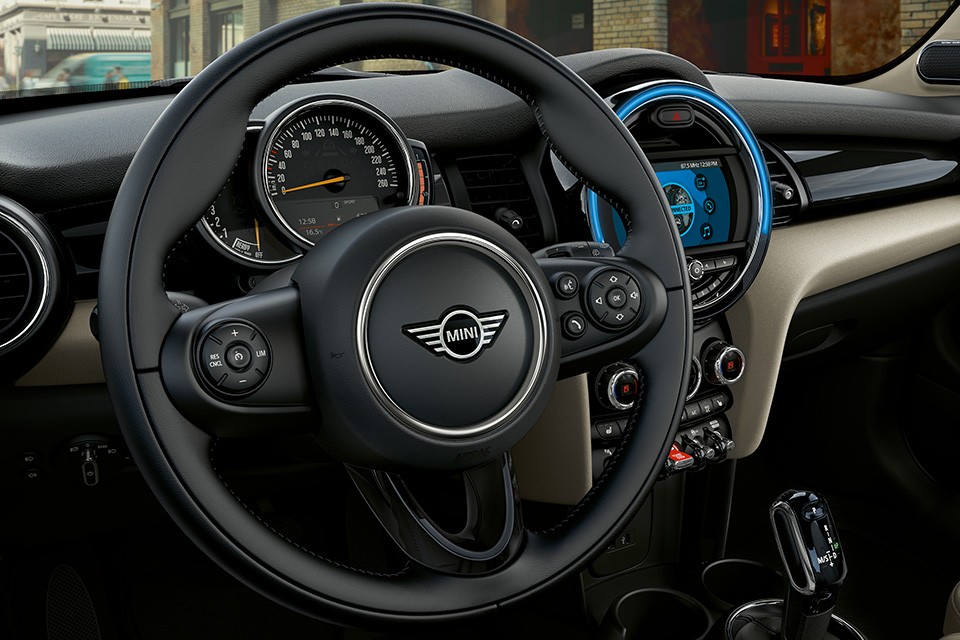 VOLANT SPORT EN CUIR